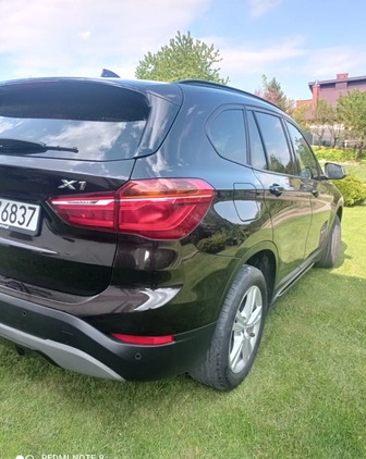 BMW X1 cena 77800 przebieg: 187000, rok produkcji 2016 z Pilzno małe 56